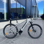 **OUTLET STOCKHOLM**FitNord Ranger 500 Elmountainbike 2024, silver 612 Wh, 53cm 