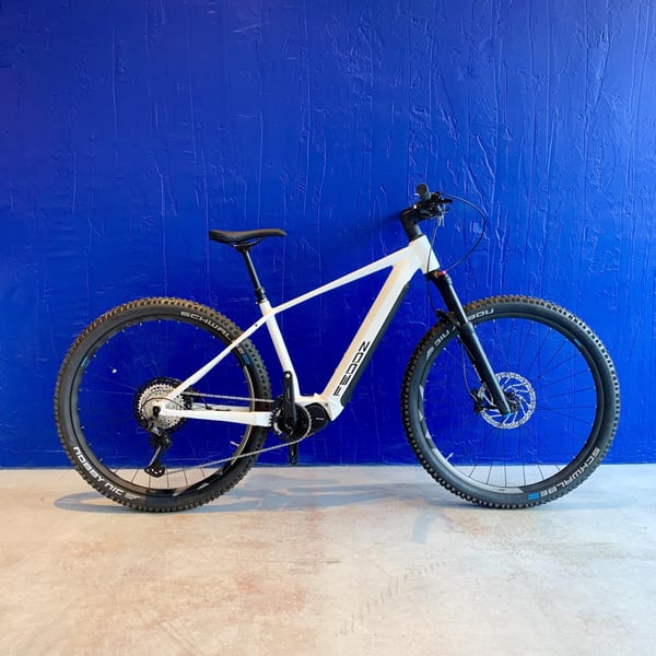 **DEMO STOCKHOLM** Feddz PH-1 Elmountainbike, vit (630 Wh batteri) 43cm 1