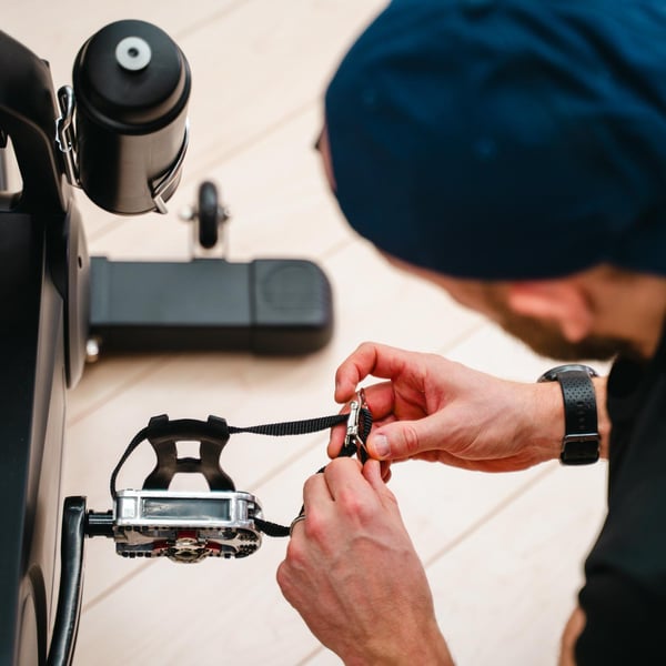 FitNord Racer 500i Spinningcykel med LCD-display 8