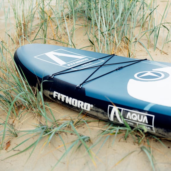 FitNord Aqua 330 SUP-brädset, KEMI (vit-svart), med glasfiberpaddel