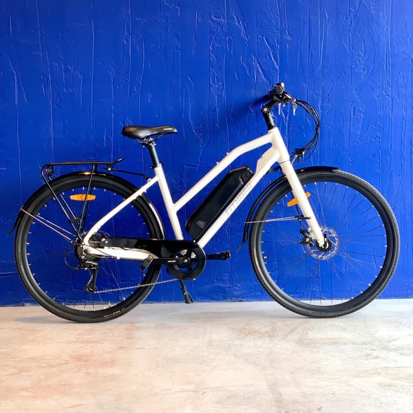 **DEMO STOCKHOLM** FitNord Ava 200 Elcykel 2023, vit, 46 cm (540 Wh batteri)**