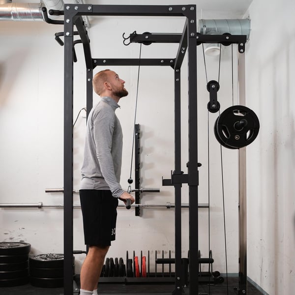FitNord Power Rack 500 med övre och nedre kabeldrag