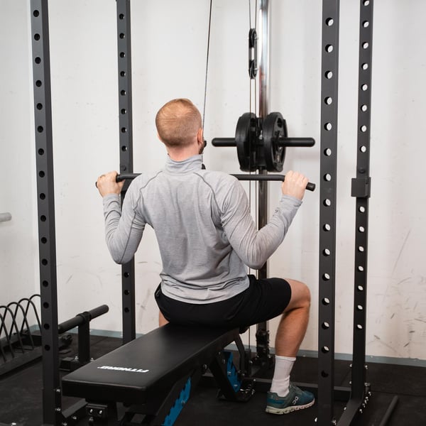FitNord Power Rack 500 med övre och nedre kabeldrag