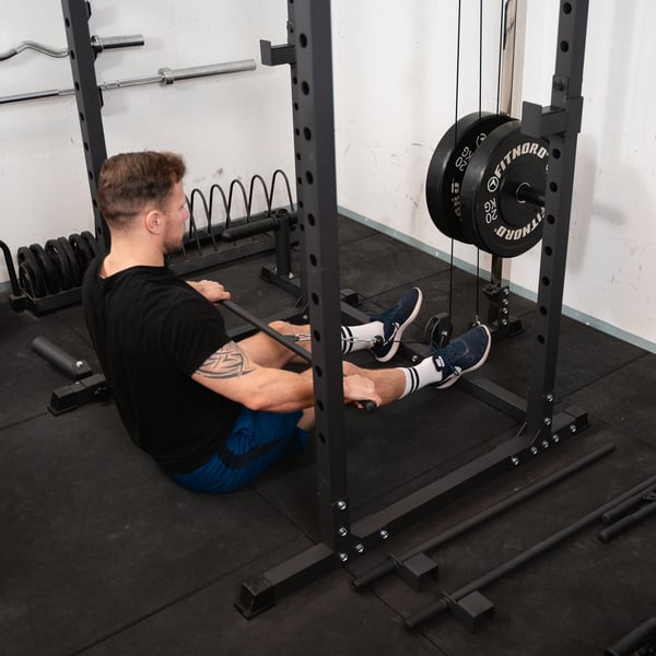 FitNord Power Rack 500 med övre och nedre kabeldrag