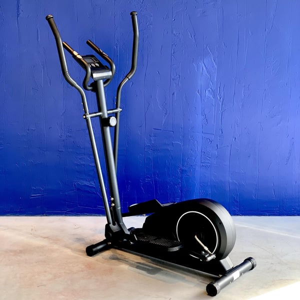**DEMO STOCKHOLM** FitNord Hiker 100R Crosstrainer, bakhjulsdriven**