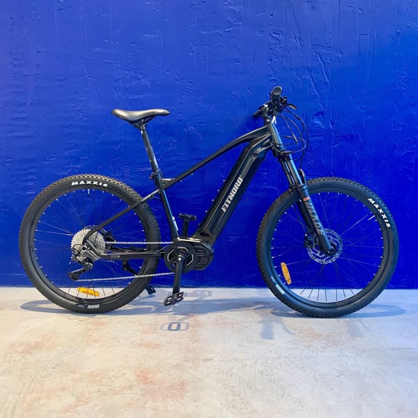 **OUTLET STOCKHOLM** FitNord Ranger 900 Elmountainbike, svart 43 cm (882 Wh batteri)