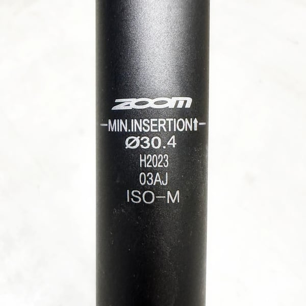 Sadelstolpe ZOOM Ø 30.4 mm, två bultar