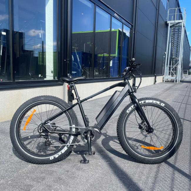 **OUTLET STOCKHOLM** FitNord Rumble 300 Elmountainbike, Svart, 48CM